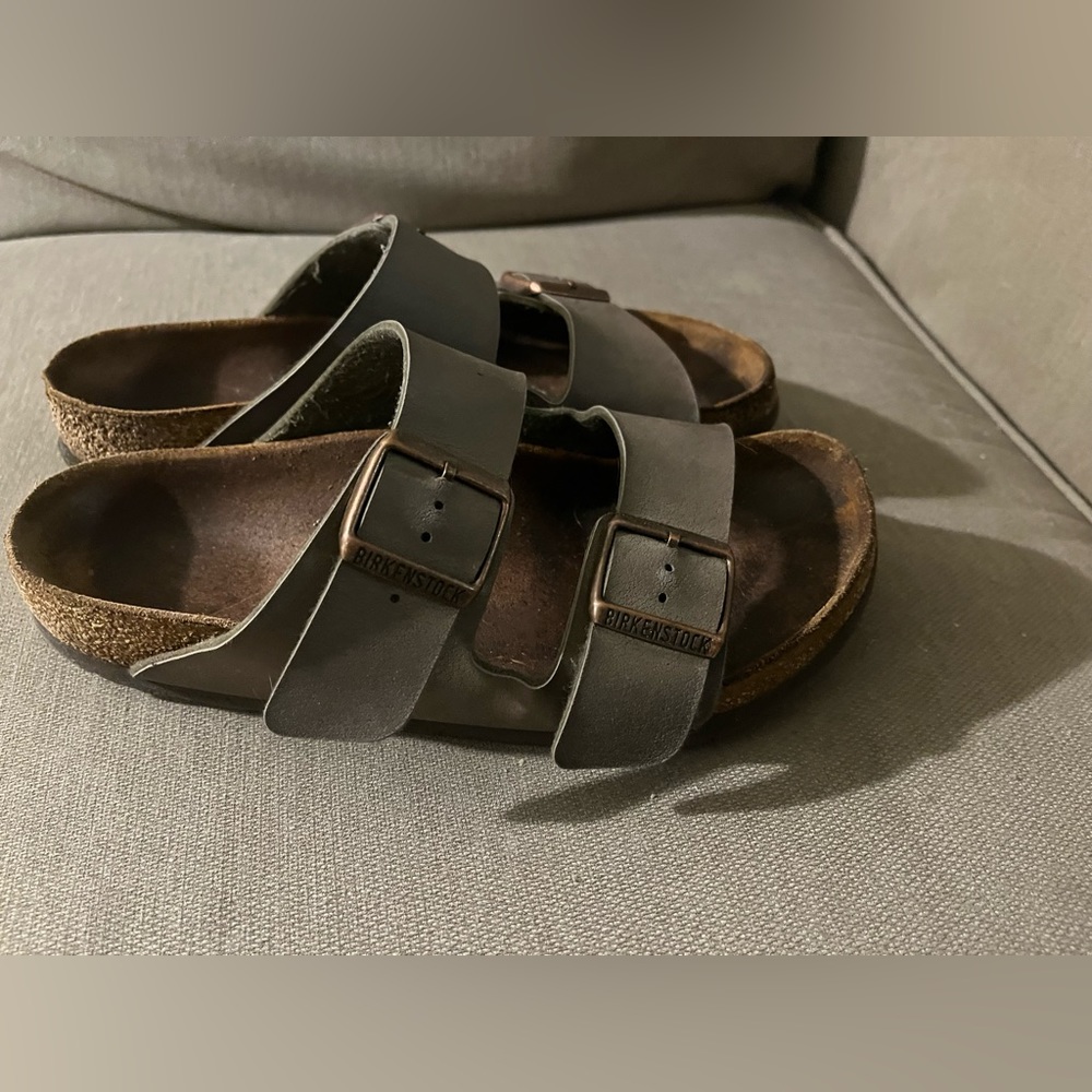 Size EUR 37 6.5/7 womens Birkenstocks Arizona mocha